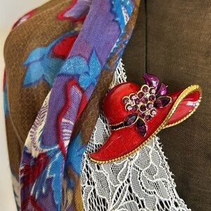 Wrap from Vivante by USA and red hat brooch or pendant for the Red Hat Society